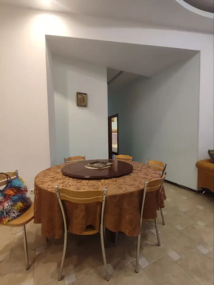 image in gallery 4