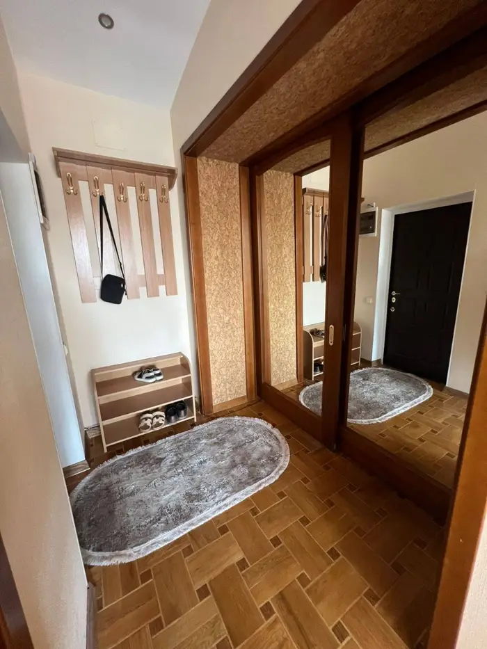 image in gallery 17