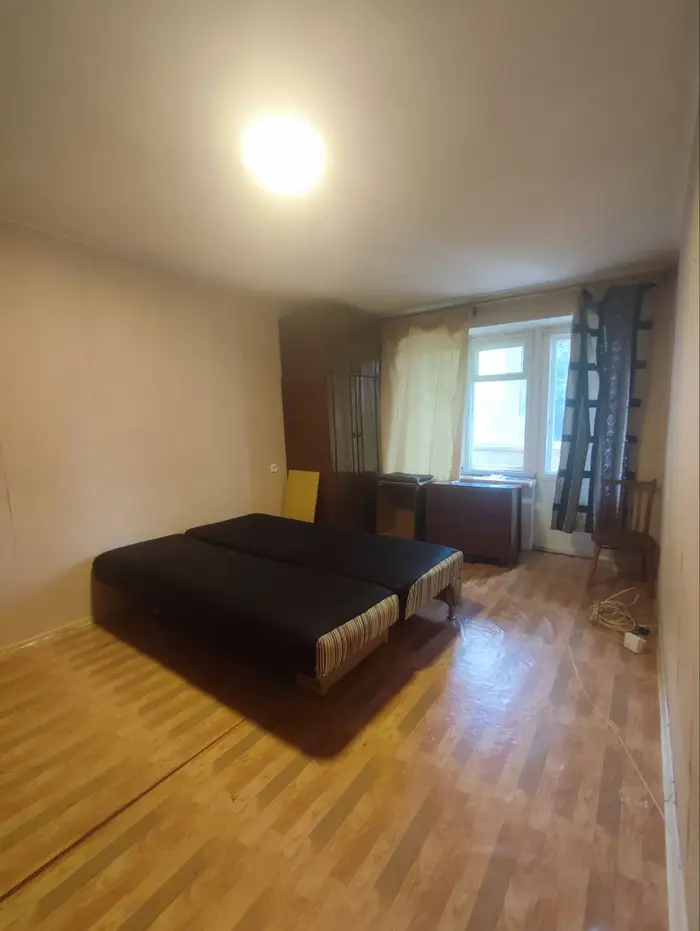 image in gallery 3