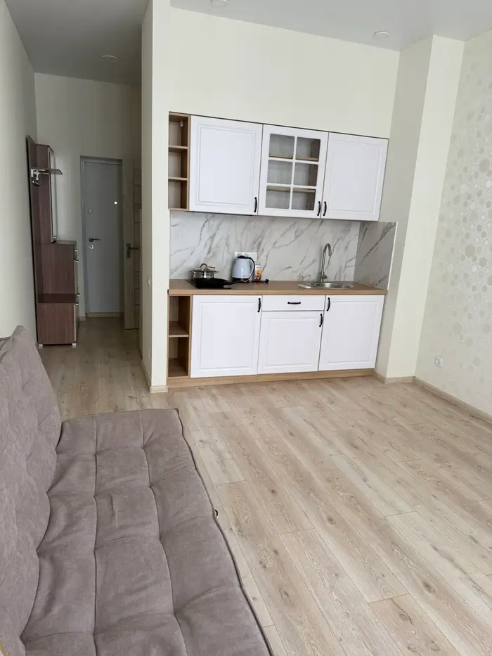 image in gallery 9