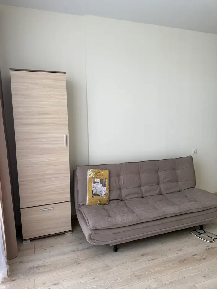 image in gallery 7