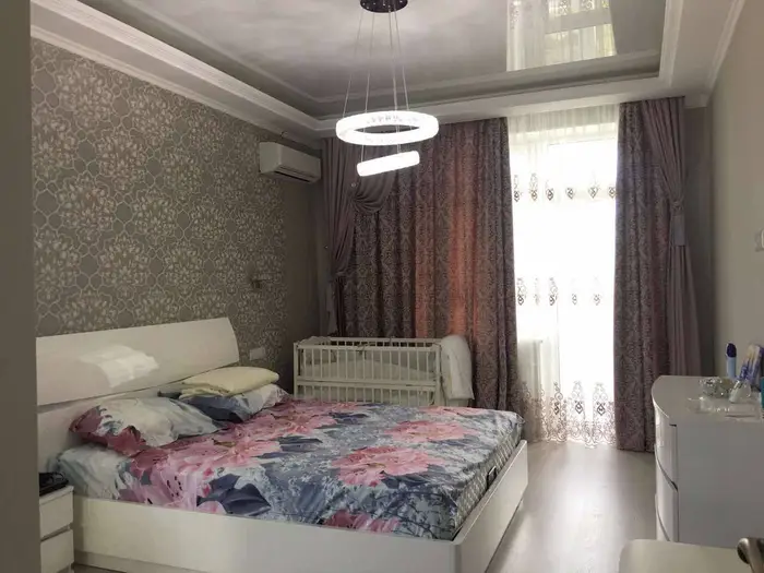 image in gallery 2