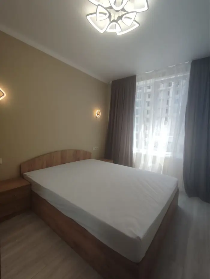 image in gallery 10