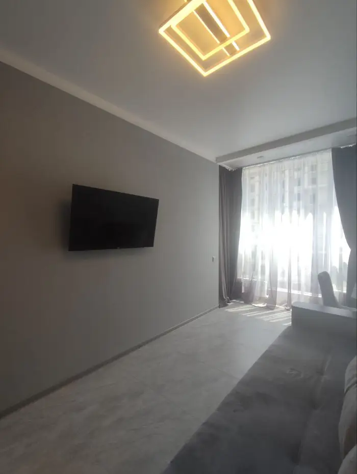 image in gallery 17